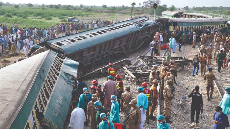 Hazara Express derailment: down track restored after 18 hours