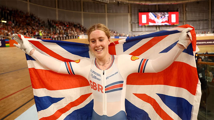 Finucane ends Britain's wait for women's sprint champion