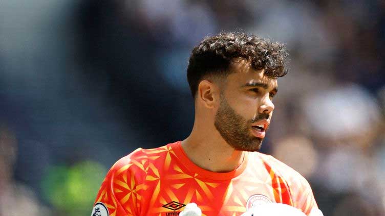 Raya set for Arsenal and will not play on Sunday, says Frank