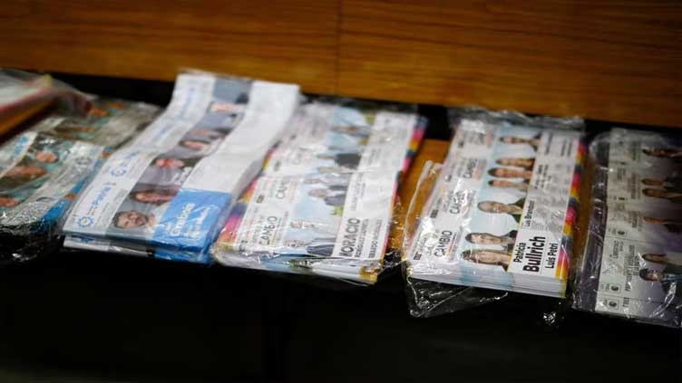 Argentines start voting in primaries set to test political mood