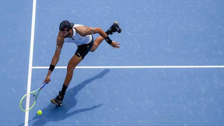 Auger-Aliassime snaps losing streak with win over Berrettini in Cincinnati