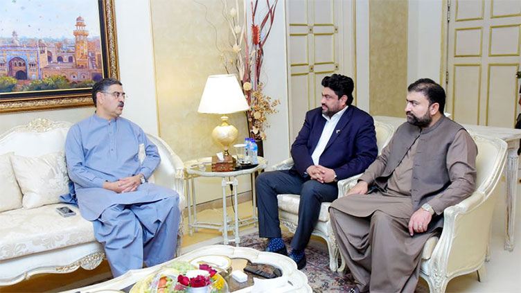 Sindh governor calls on caretaker PM