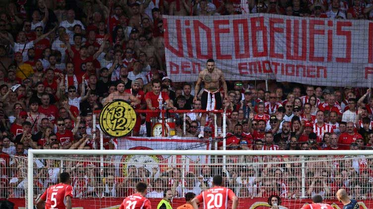 Behrens hat-trick lifts Union to 4-1 win over Mainz