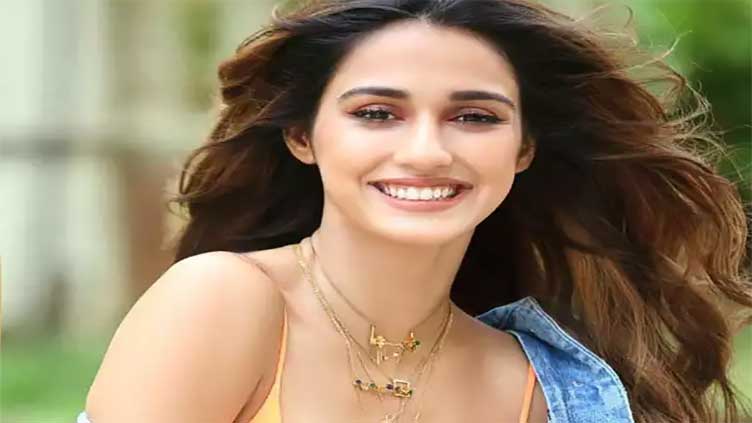 Lip-sync video puts Disha Patani's dance prowess on full display