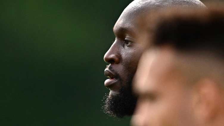 Lukaku fever sweeps Rome as in-form Milan come to town