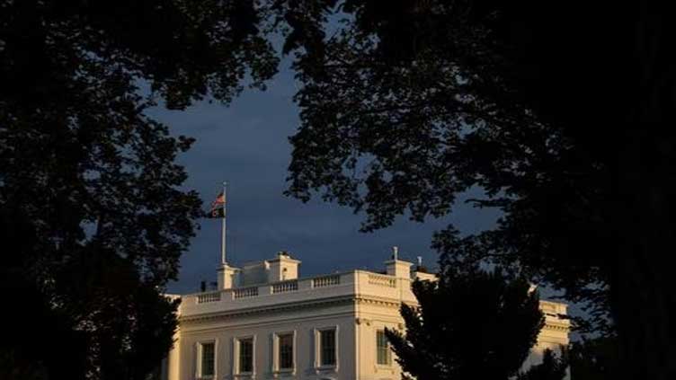 White House seeks short-term funding to avoid government failure
