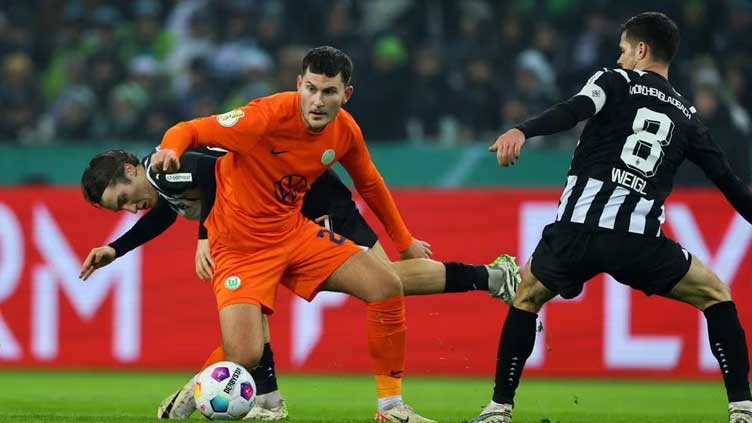 Gladbach score last-gasp extra time winner to beat Wolfsburg in German Cup