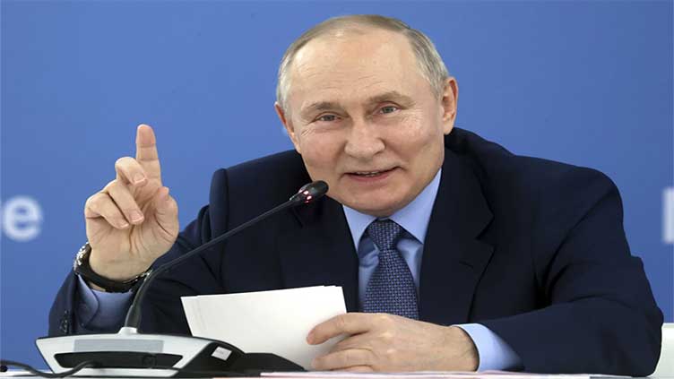 Putin moves a step closer to a fifth term as president after Russia sets 2024 election date