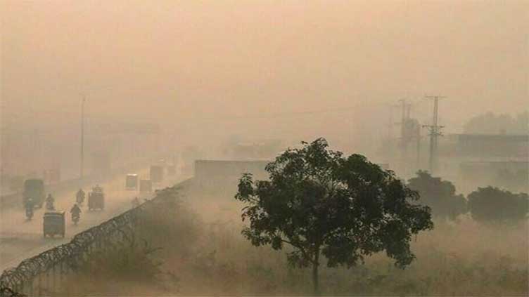 Punjab still afflicted with smog, Lahore and Karachi among most polluted cities