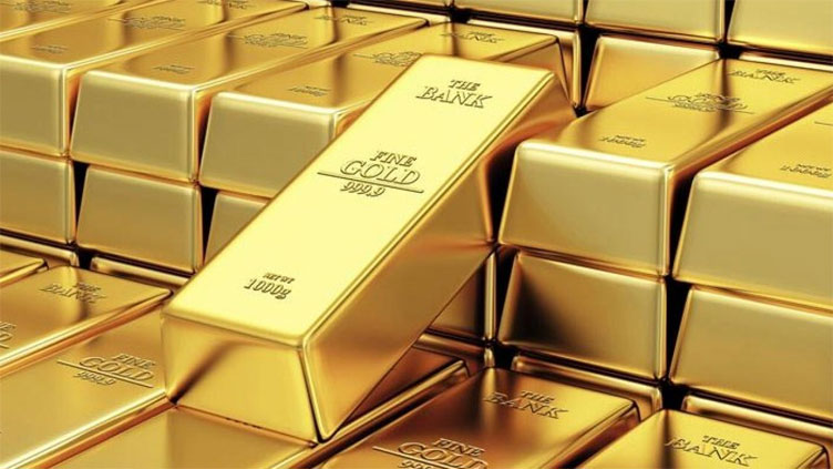 Gold rates decline by Rs1,800 per tola
