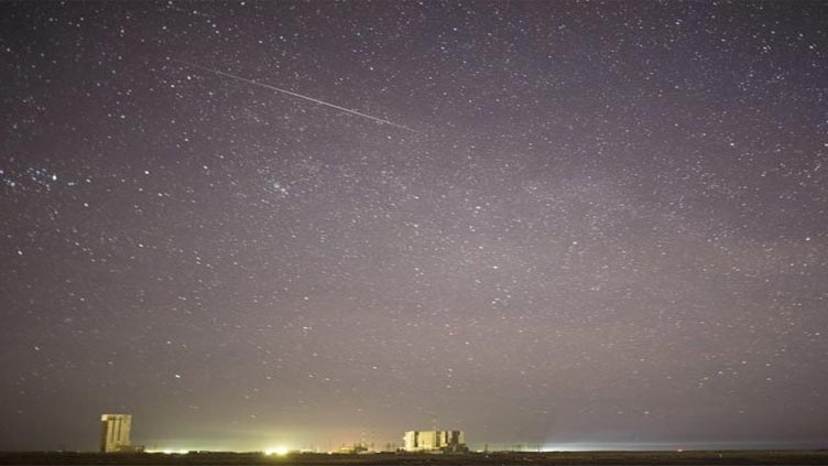 Geminid meteor shower lights up night sky