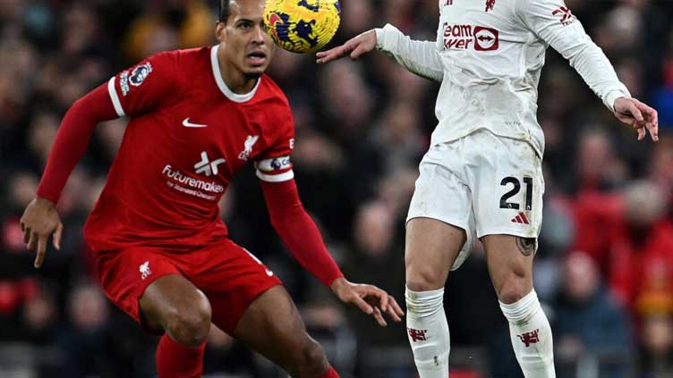 Van Dijk slams Man Utd's caution after Liverpool draw