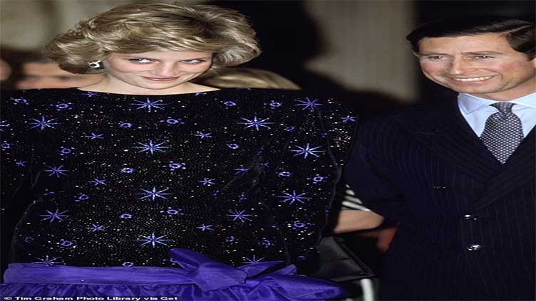 Princess Diana's evening gown sells for $1.1m 