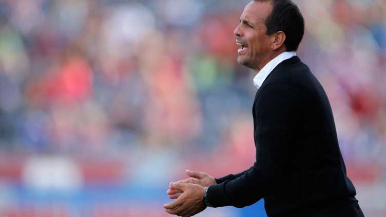 Orlando City keep Pareja as coach with two-year MLS deal