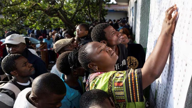 Congo extends chaotic election as opposition calls for rerun