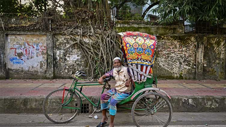 Fading colours: Bangladesh's threatened rickshaw art