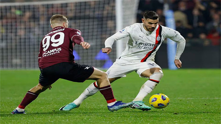 Late Jovic goal rescues Milan from defeat at bottom club Salernitana