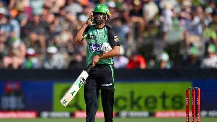 Haris Rauf comes out to bat without pads during BBL 2024