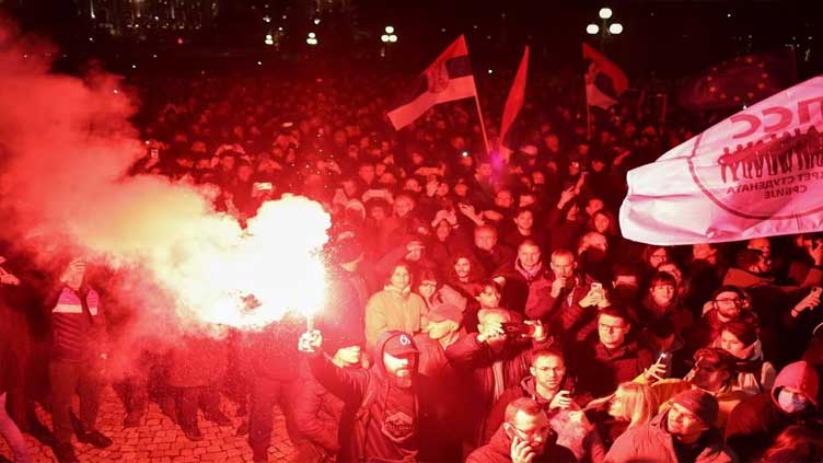 Thousands protest in Belgrade to demand annulment of elections