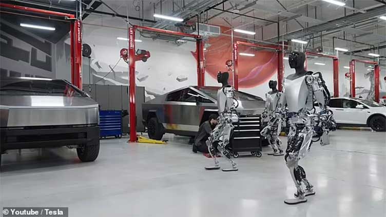 Robot attacks engineer at factory during violent malfunction