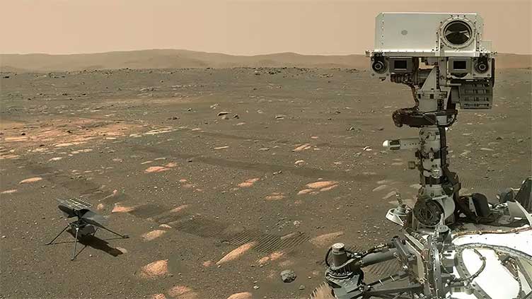 Nasa's image offers elevated view of Martian surface