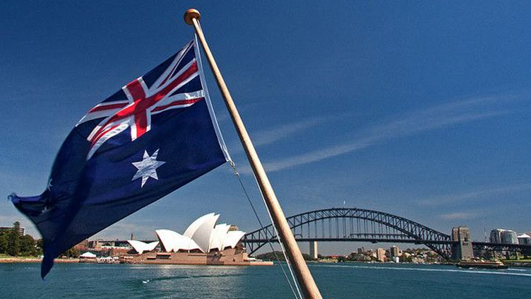 Australia ministers to discuss security and trade on UK trip