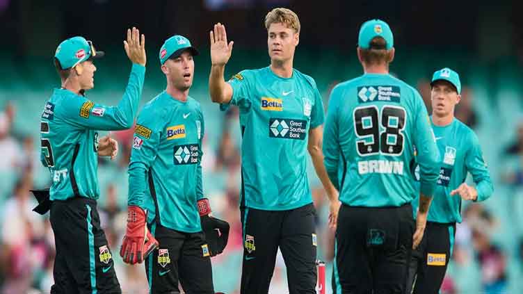 Heat reach BBL final after stunning Sixers by four wickets