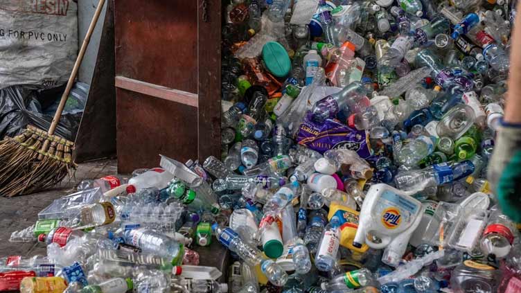 Single-use plastic waste rises from 2019-2021 despite pledges