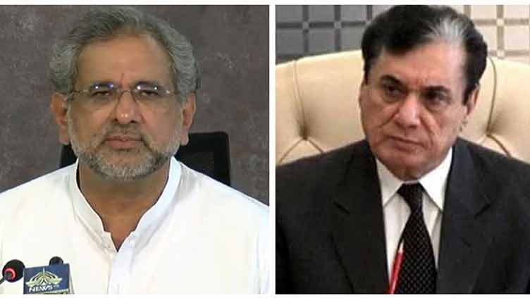 Abbasi pushes ex-NAB chief to name those who forced him to pursue 'false' cases