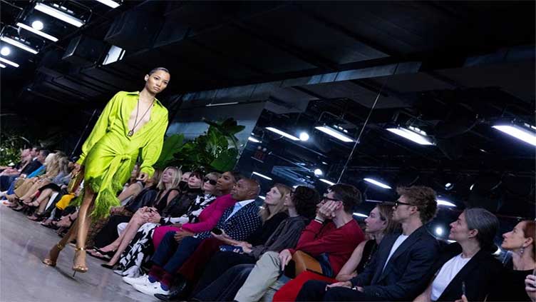 New York Fashion Week: social media, economy could influence trends ...