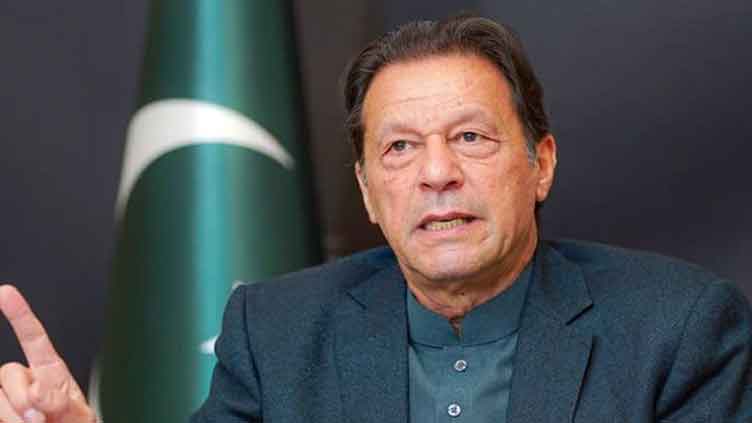 Imran Khan feels efforts under way to debar him, bring Nawaz back