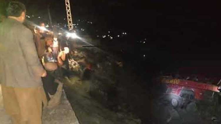  25 killed as coaster plunges into ditch in Chilas