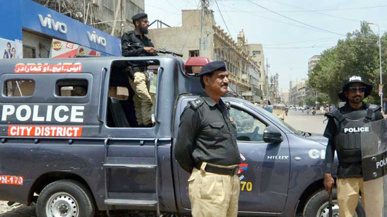 Karachi: 4 arrested in 2 encounters