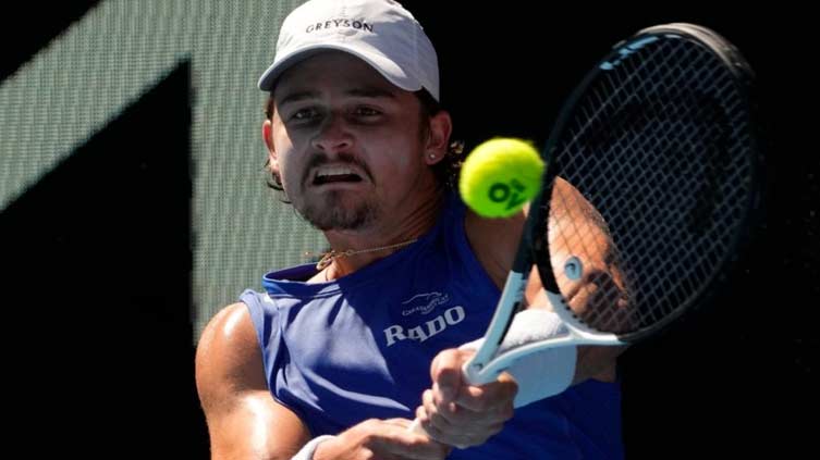 Wolf ousts Tiafoe in Dallas Open quarters, Isner advances