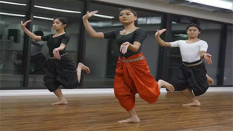 Minnesota Buddhist temple opens up sacred dance troupe