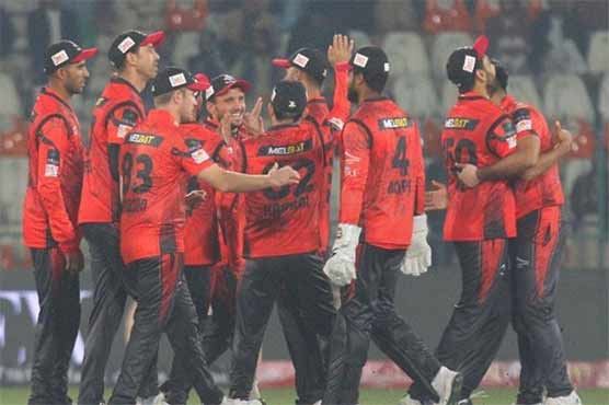 PSL-8: Fakhar, pacers power Qalandars to victory over Sultans