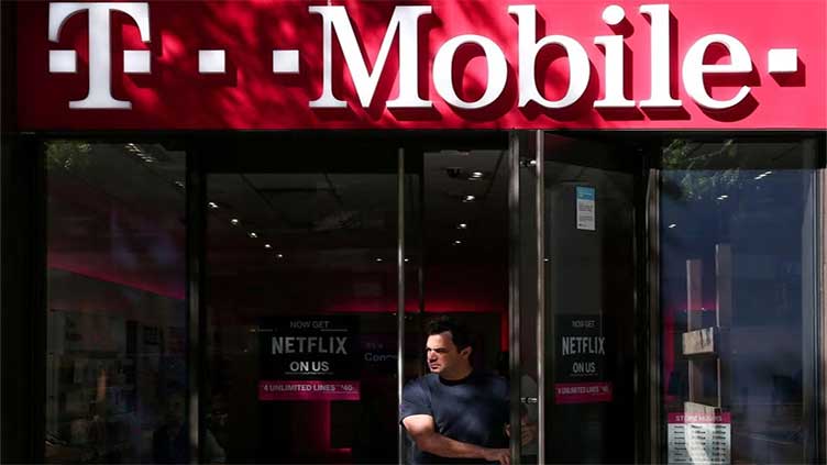 T-Mobile outage hits users across the U.S.