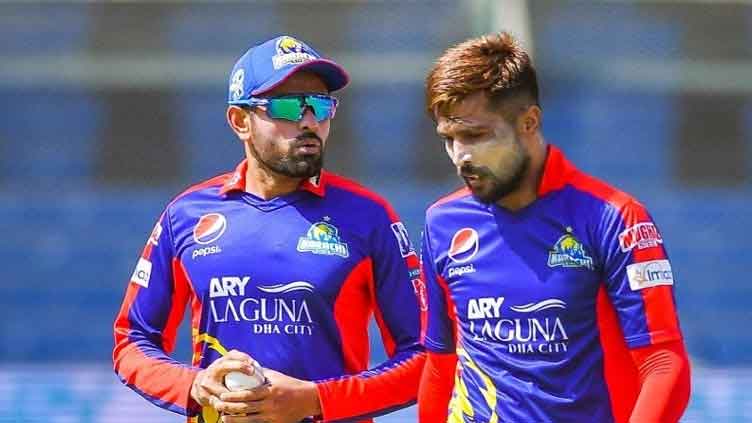 Fans wowed by Babar Azam's befitting reply to Amir's 'tail-ender' comment