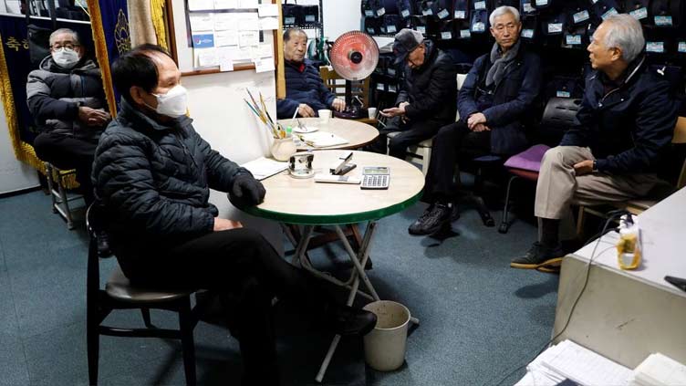 In South Korea, free subway rides for the elderly become a political headache