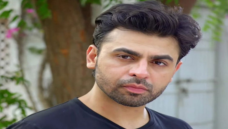 Farhan Saeed lashes out at citizens for silence over inflation