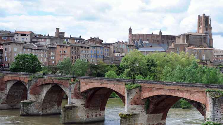 Struggling 'peripheral France' at centre of new protests