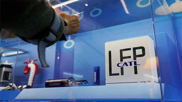 China's CATL offers EV battery discounts in China