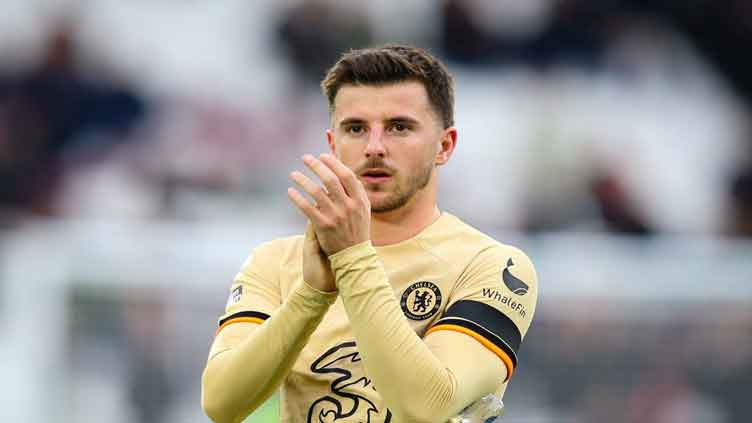 Potter tells Chelsea to resolve Mount's future 'quickly'