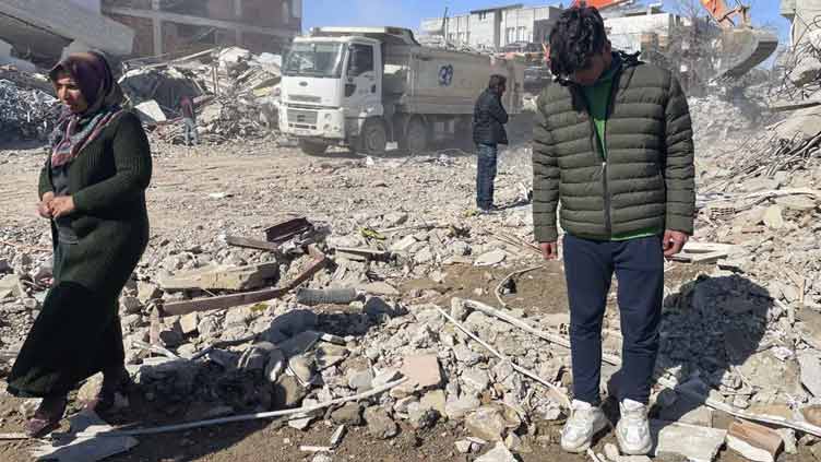 Turkish teen filmed 'last moments' from quake-hit apartment