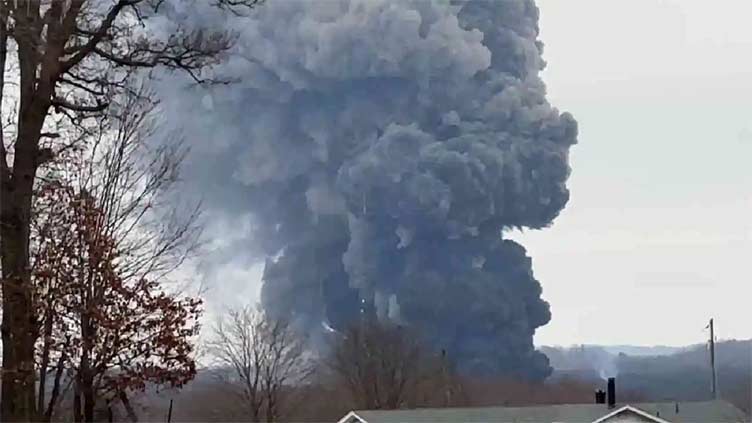 Video showing thick dark clouds predates February 2023 train derailment in Ohio