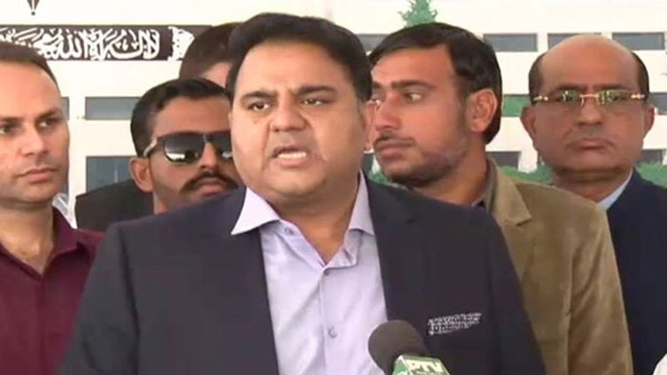 Fawad sees NAB chairman's resignation as message for ECP chief