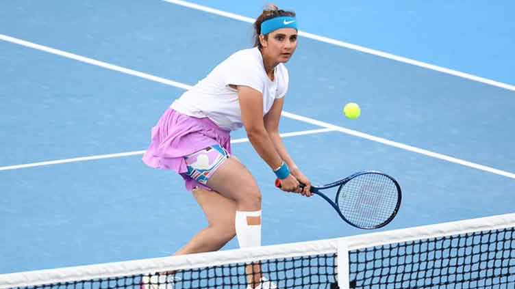 Sania Mirza bows out with surprising defeat in Dubai Open