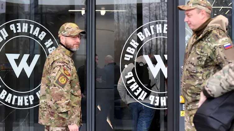  'Give us ammo': Wagner chief challenges Russian army