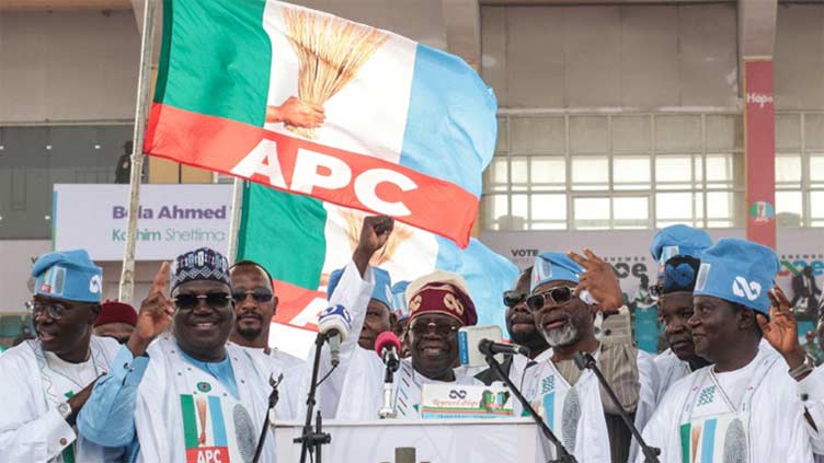 Nigerians vote for new president in closely fought election