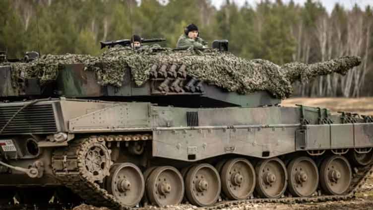 Canada sending four more Leopard tanks to Ukraine